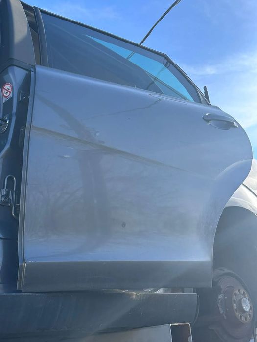 USA DREAPTA FATA/USA DREAPTA SPATE /USA STANGA SPATE SEAT ALTEA ROSU/GRI