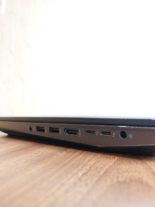 Лаптоп HP zbook 15 g3 /32RAM/512GB M2 SSD/1TB HDD/Intel Core i7 6820HQ