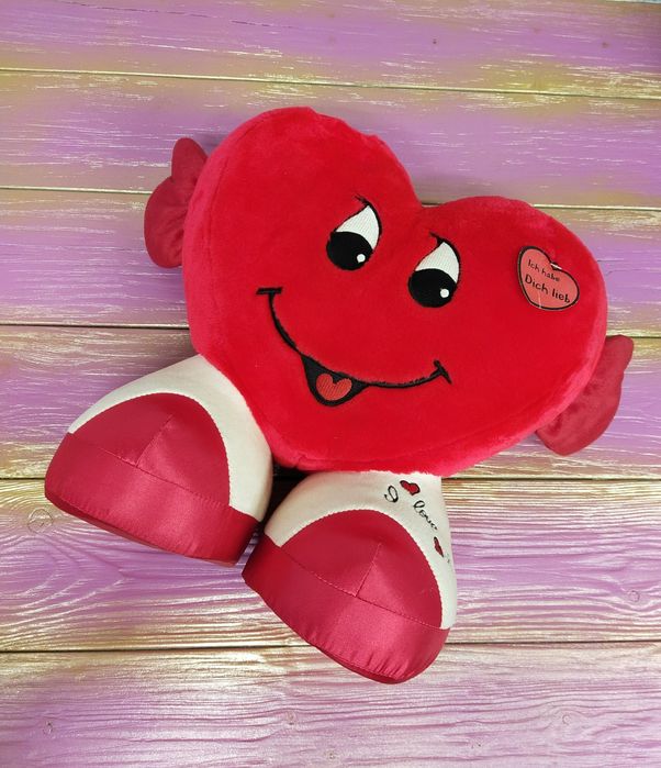 Мягкая игрушка в форме сердца. Германия.
