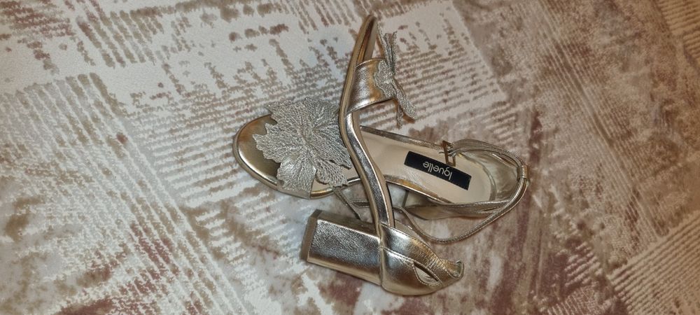 Sandale Iguelle mărimea 36