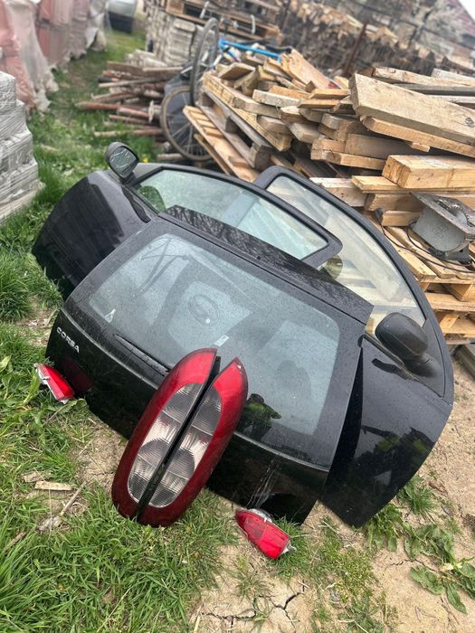 Vând uși,haion si stopuri Opel Corsa