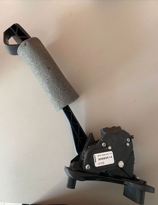 Pedala Acceleratie Volvo S60 S80 V70 XC70  30683514