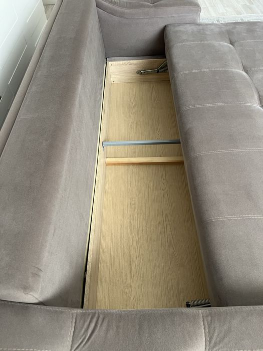 Продам диван в отличном состоянии