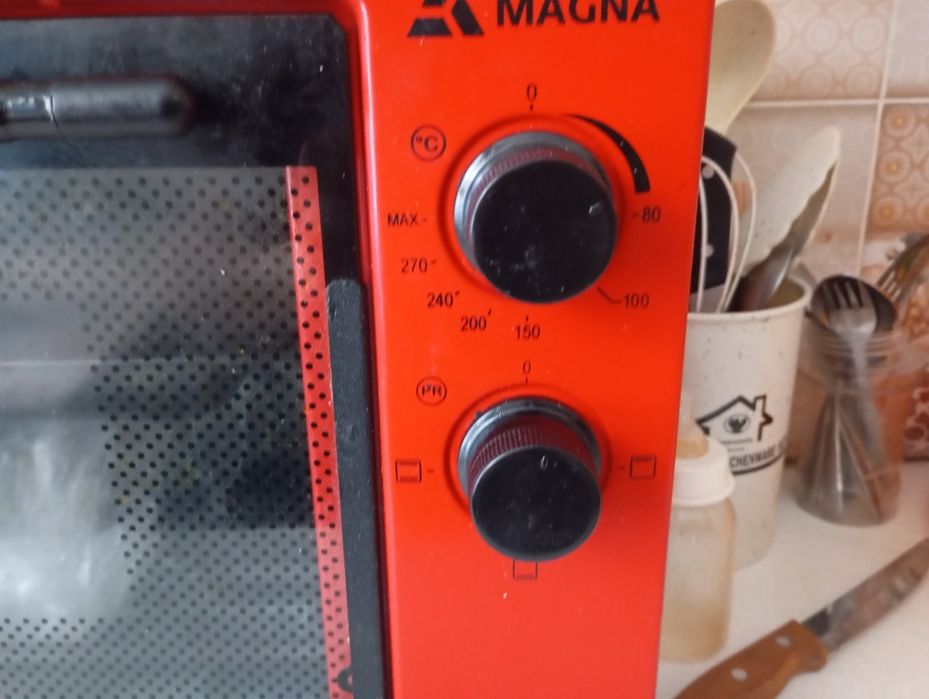 Продам духовую печь