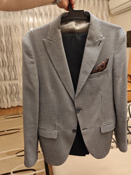 Мъжки     костюм