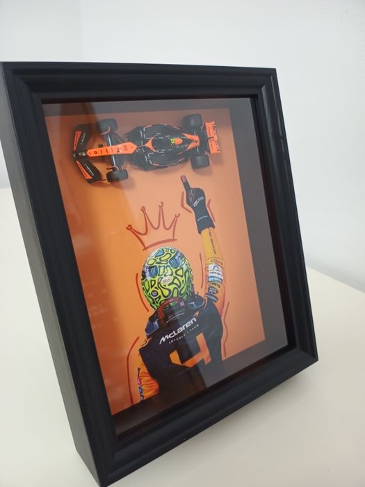 Tablou din lemn 25x20 cm – Machetă F1 Lando Norris „Campion Mondial”