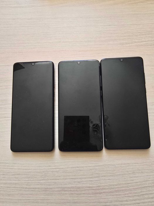 Huawei P30 pentru piese