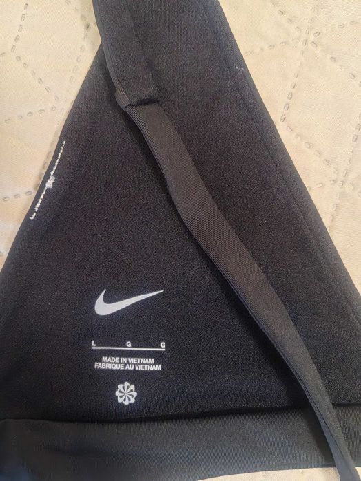 Дамски бански Nike от две части