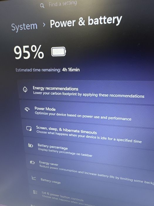 Laptop impecabil Lenovo Ideapad 3 15IGL05 intel, SSD