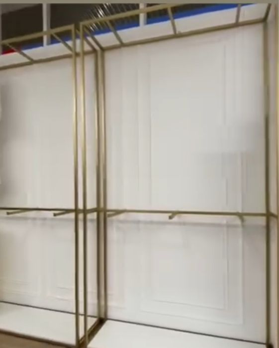 Лофт стильдегі киім ілгіштер