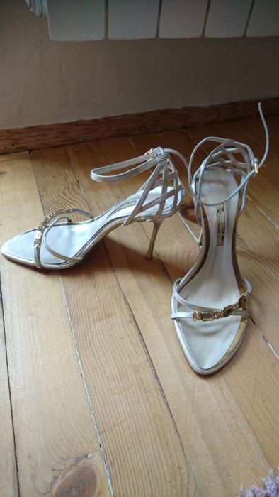 Дамски сандали