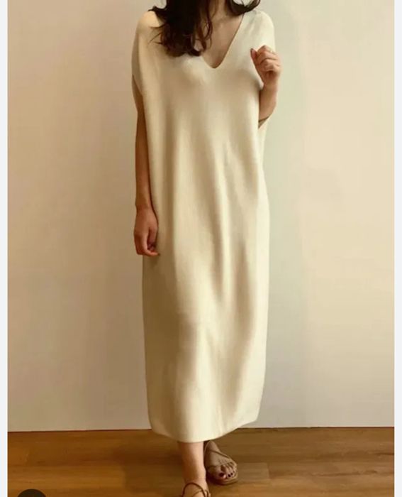 Платье 3д вязка uniqlo
