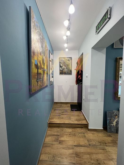 Дава се под наем Офис в Варна, Център - 90 кв.м за 650 € - Снимка #4