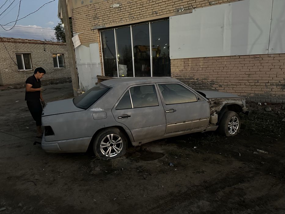 W124 разбор по запчастям
