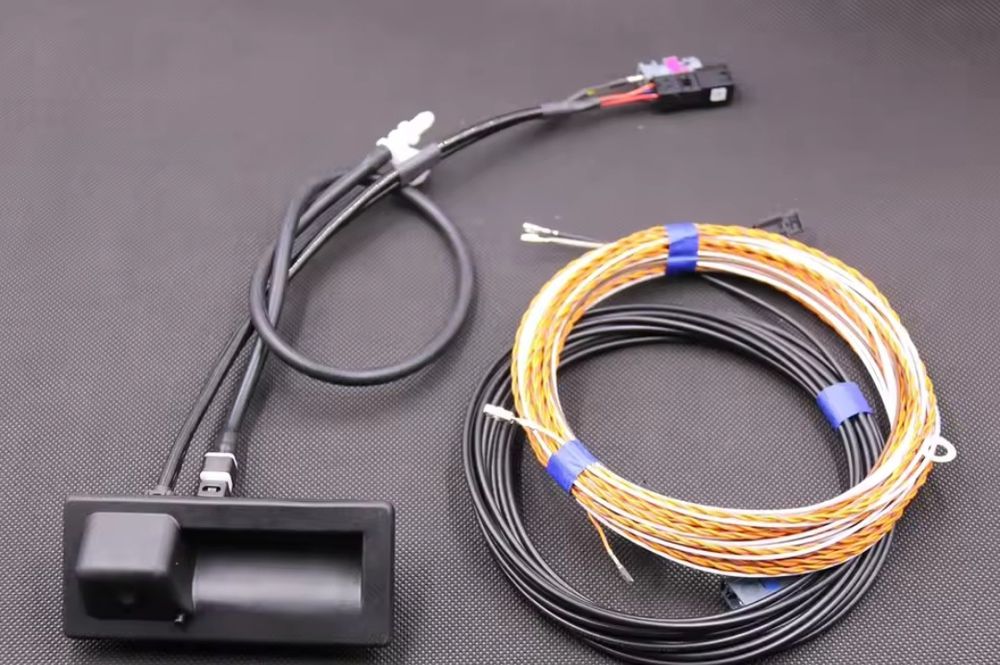 Vând Camera masalier OEM High Line Skoda Octavia 3 Superb 3 skala