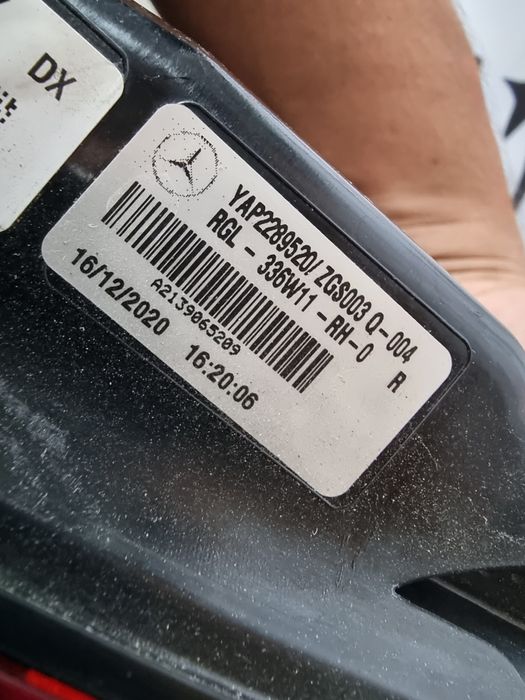 Stop dreapta Mercedes E Class W213 Facelift dupa 2020 cod A2139065209