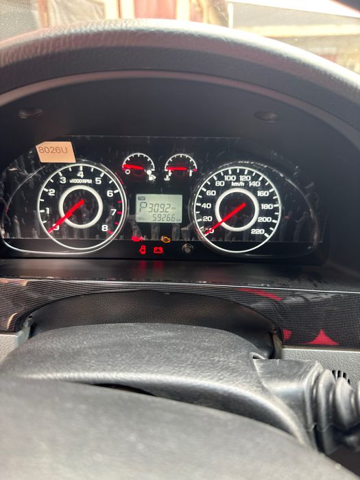 Gentra 2024 Qora Lyukli