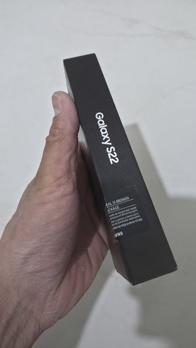 Samsung S22  256gb белый