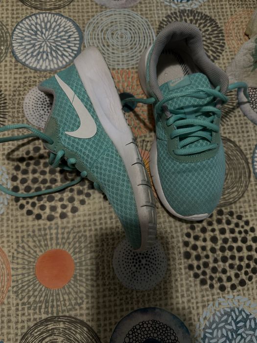 Кроссовки NIKE оригинал