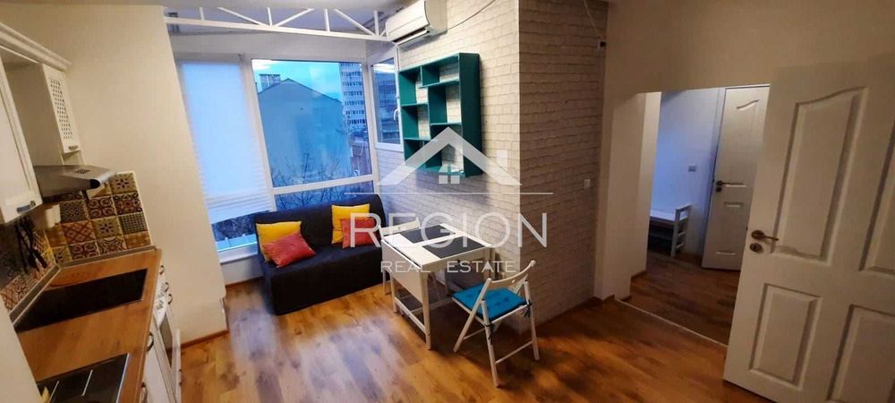 Дава се под наем Двустаен апартамент в Варна, Спортна зала - 48 кв.м за 357 € - Снимка #3