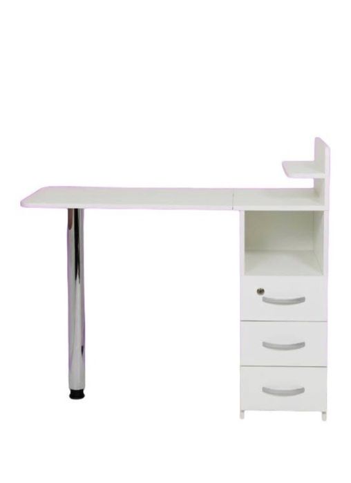 Маникюрный стол