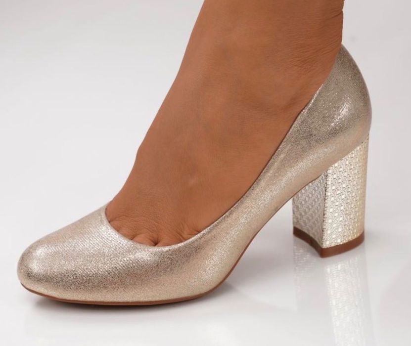 Дамски обувки на ток