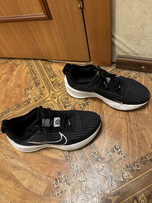 Nike Interact Run кроссовки для бега