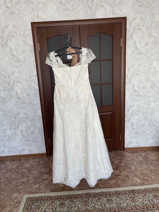 Платье на узату