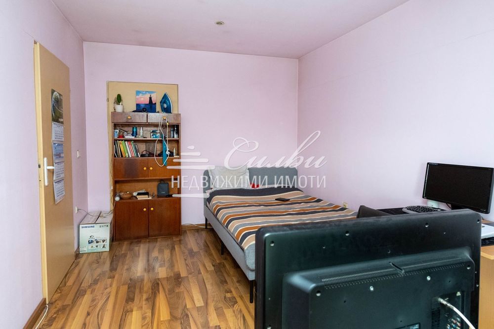 Продава се Едностаен апартамент в Шумен, Добруджански - 44 кв.м за 1391 €/кв.м - Снимка #3