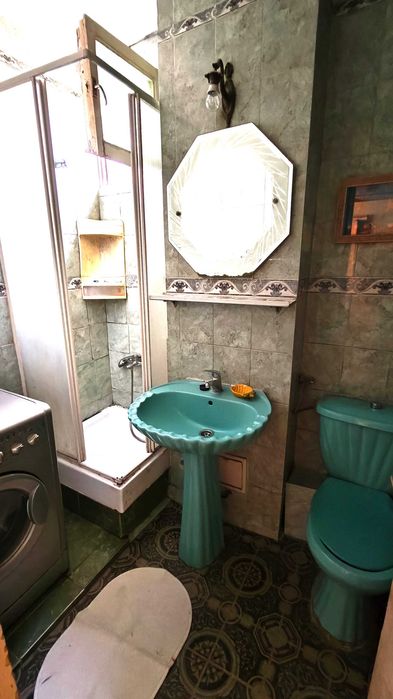 De vânzare apartament 3 camere la preț de 2 camere