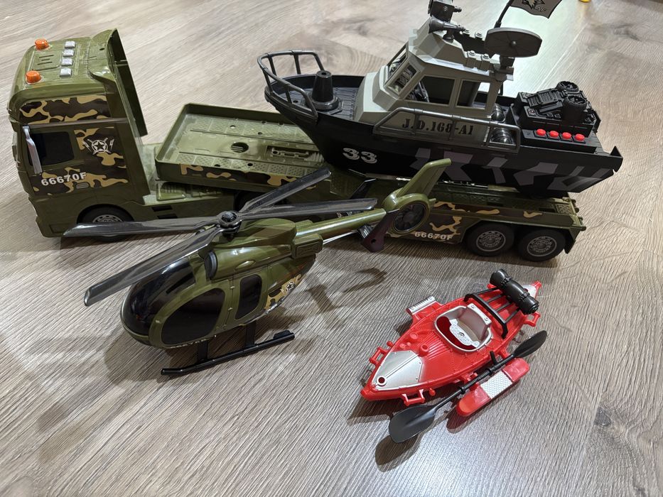 Детски играчки за момче