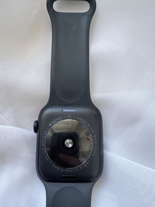Apple watch SE 44m Б/У Оригинал