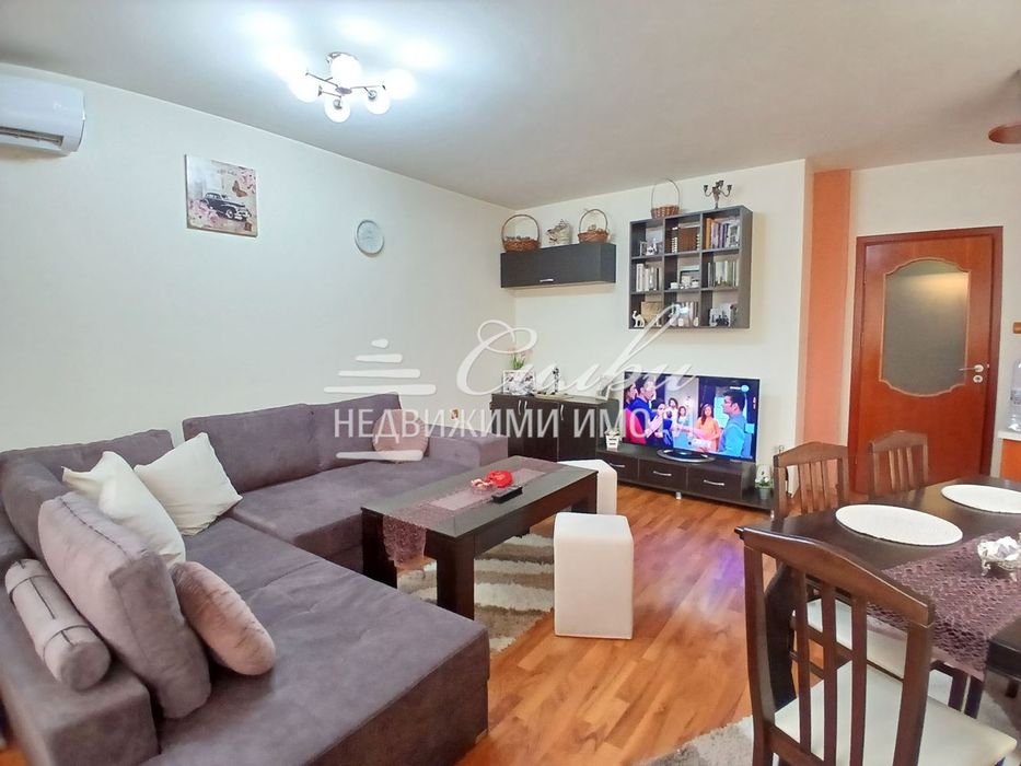 ТУХЛЕН мезонет – ТОП Център!