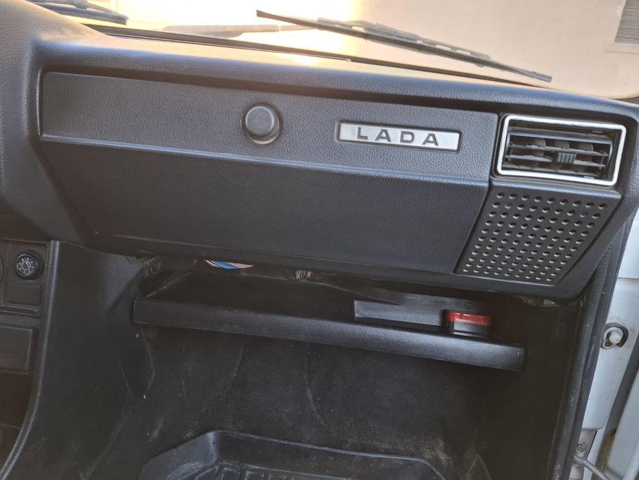 Продам ИЖ 2117 год 2011