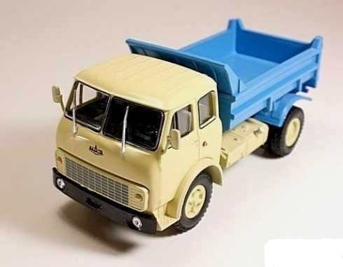 Масштабные модели 1/43 (Маз) - продам.