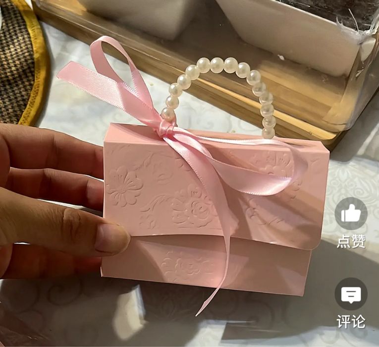 Бонбоньерка с бирюзовом цвете