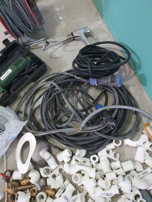 Diverse materiale de construcții instalati termice