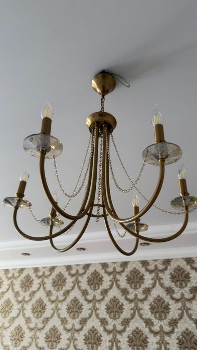 Люстры в зал или холл