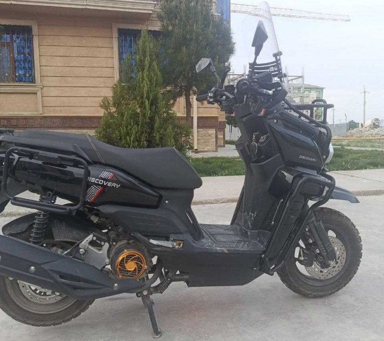 Tank Skuter 2 deyarli yangi