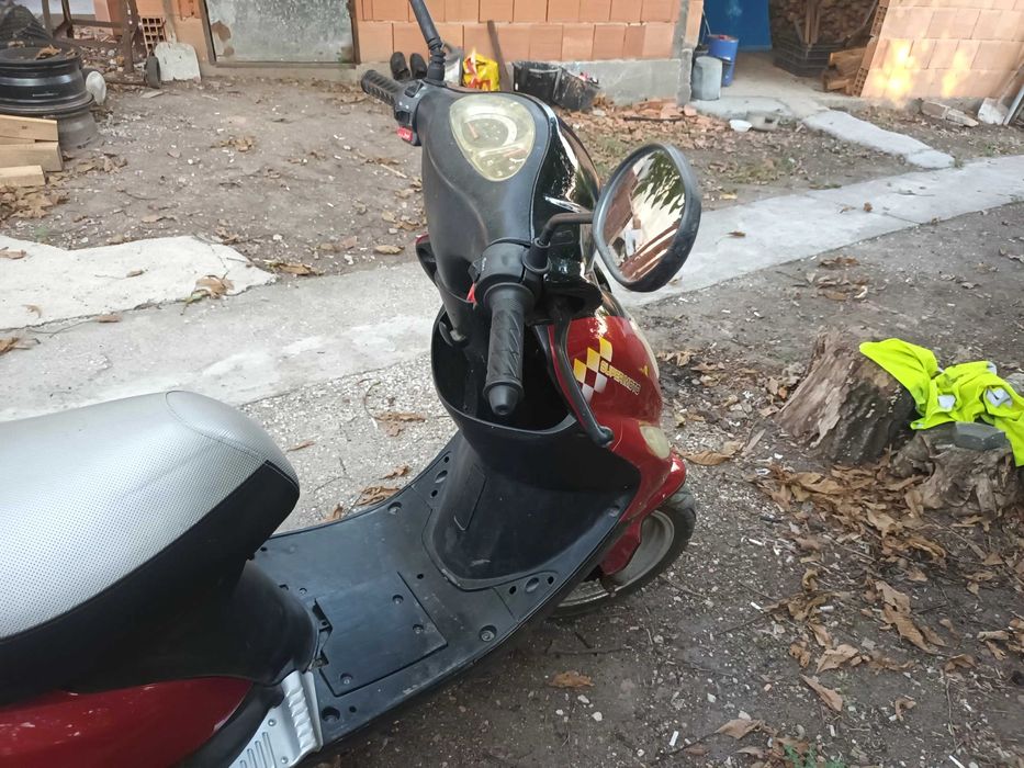 4тактов скутер регистриран