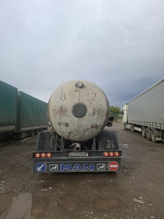 Срочно продам цементовоз