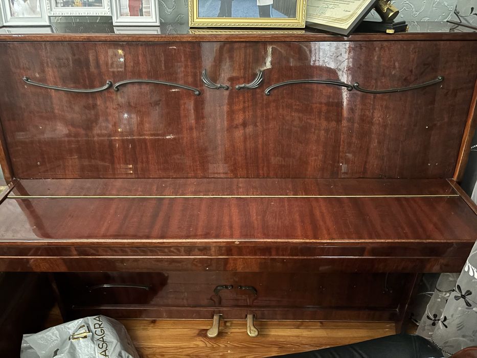 Продается пианино