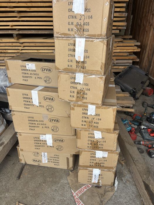 Vand lampi de iluminat