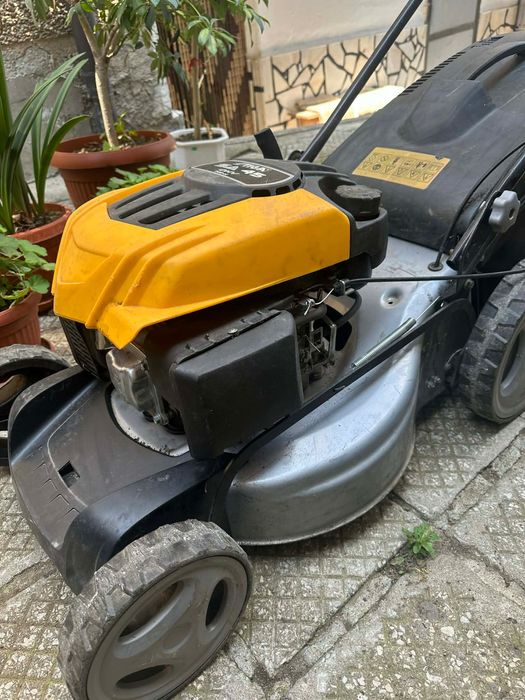 Бензинова косачка