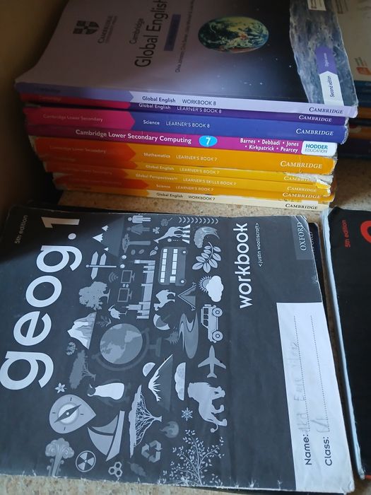 Книги разных жанров.