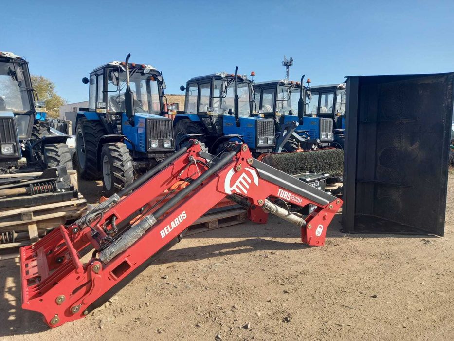 Погрузчик универсальный навесной ТУРС-1500 быстросъёмный