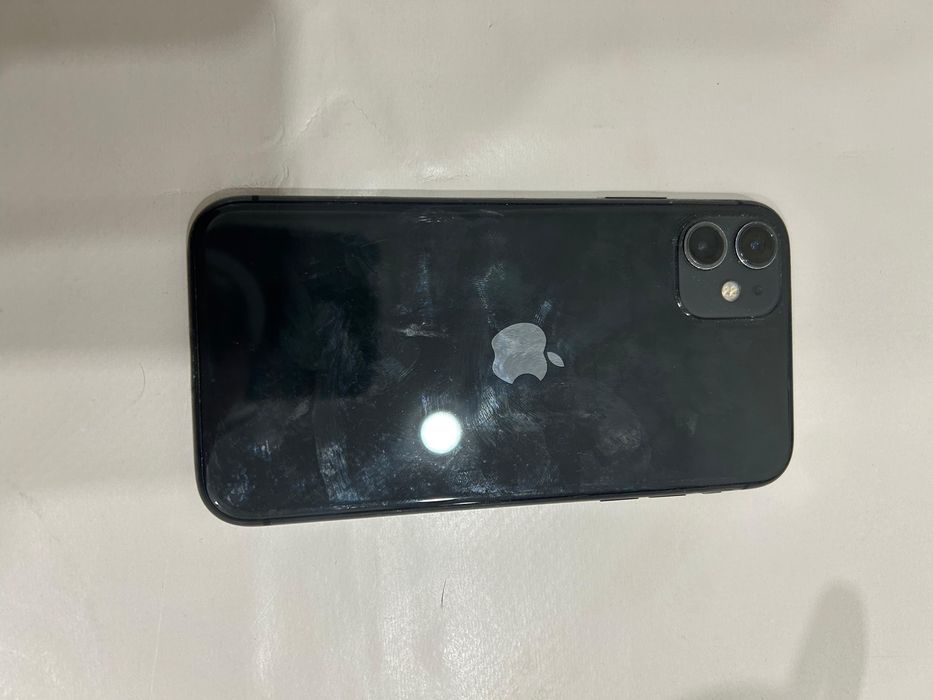 Продам iPhone 11