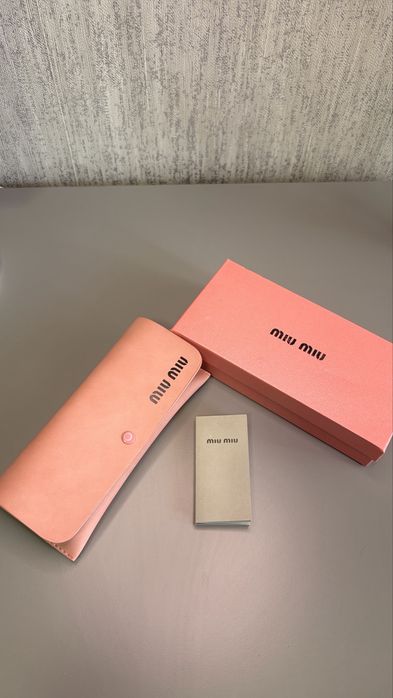 Очила “Miu Miu Regard”