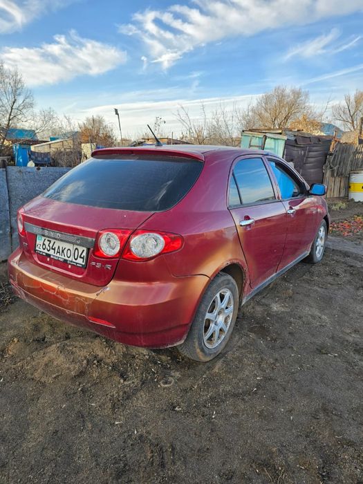 Продам на разбор автомобиль BYD