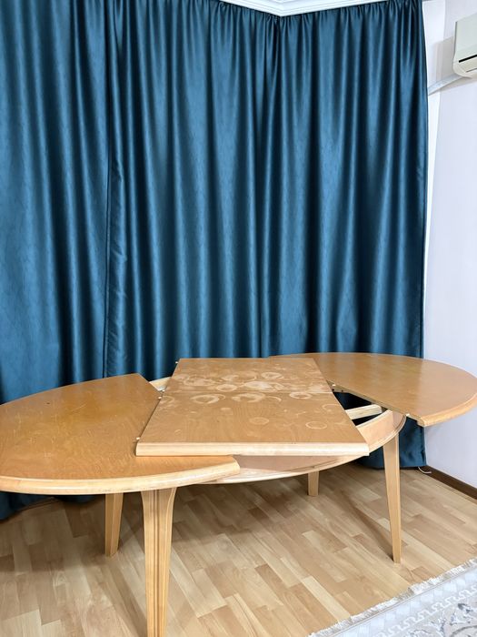 итальяндық дубтан жасалған стол